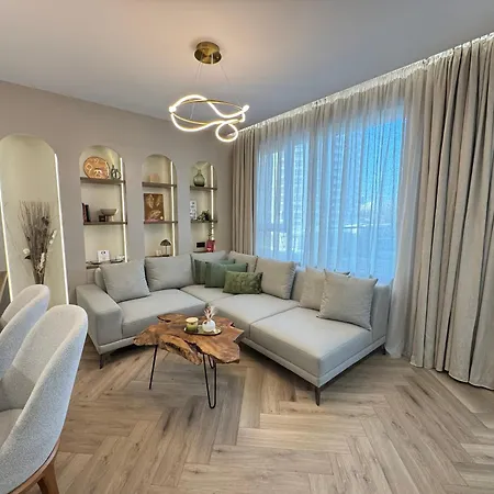Enjoyment In Park Apartament Burgas